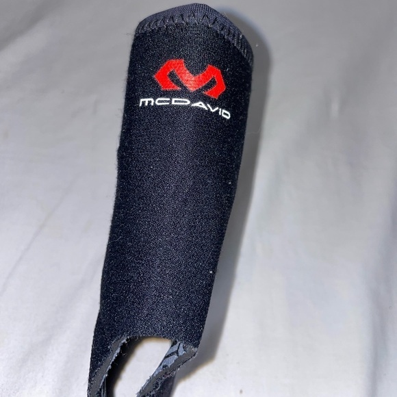 MCDAVID Ankle Support Wrap With Strap Size Small - Picture 8 of 10